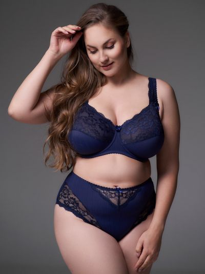 Plaisir Lingerie Beate Elegance -midialushousut Dark Blue Normaalikorkeat alushousut Beate-sarjaan. 40-56 151-17/DAB