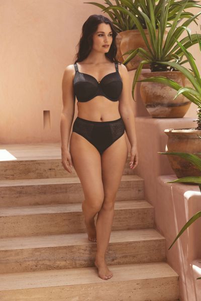 Fantasie Demure UW Moulded NP -rintaliivit Black Kokokuppinen, kaarituettu liivi, jossa sileät ja toppaamattomat muotoonprässätyt kupit 65-90, D-K FL103211-BLK