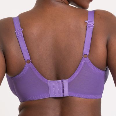 Curvy Kate Flare Full Cup Plunge -rintaliivit Amethyst Purple Kaarituettu, toppaamaton, täyskuppinen edestä syvään uurrettu meshliivi. 70-105, E-M CK-087101-AMP